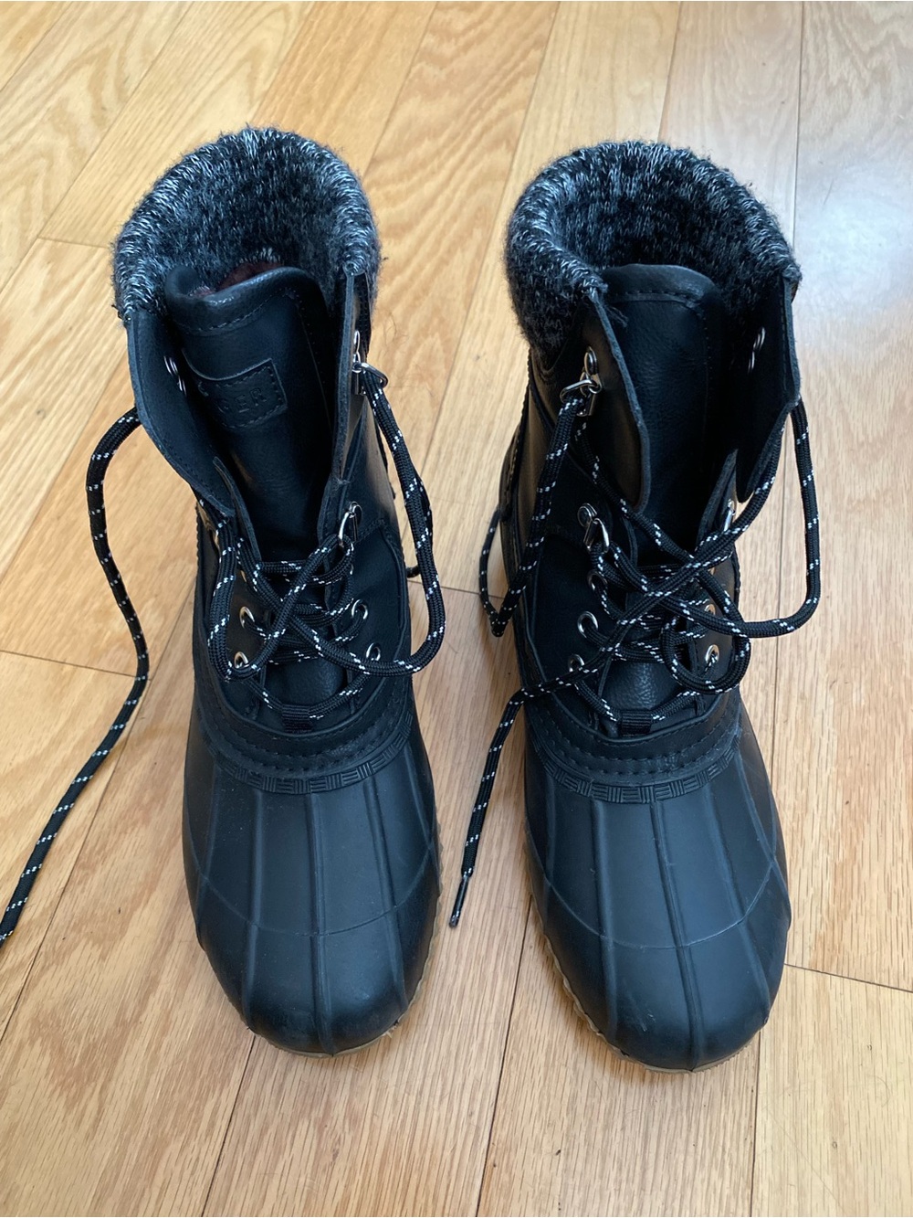 Tommy Hilfiger Black Snow Boots with Faux-Fur Collar